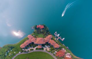 金海湖 榮獲“年度養(yǎng)生抗衰老度假小鎮(zhèn)”稱號(hào)的國際旅行新地標(biāo)